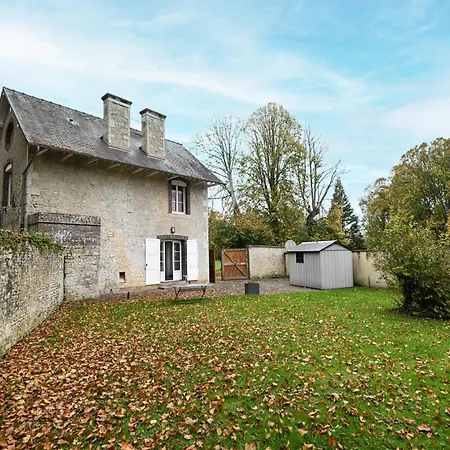 Le Parc Du Chateau - Dependance Du Chateau Ryes
