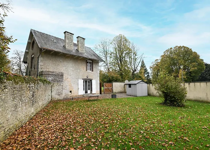 Le Parc Du Chateau - Dependance Du Chateau Ryes